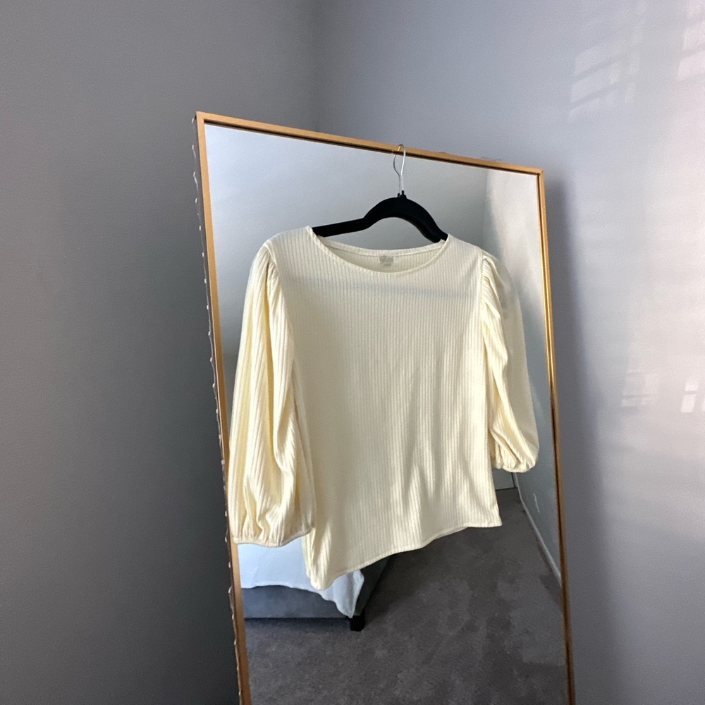 New Yellow Ribbed Top - Picture 2 of 6